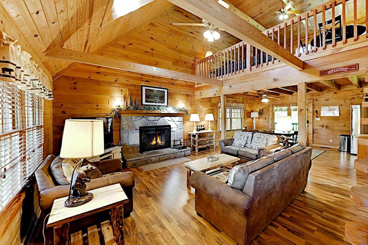 Mountain Lion'S Tales Villa Gatlinburg Eksteriør billede