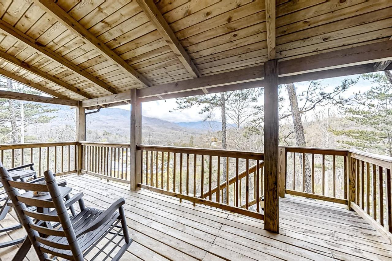 Mountain Lion'S Tales Villa Gatlinburg Eksteriør billede