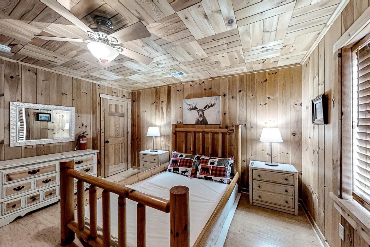 Mountain Lion'S Tales Villa Gatlinburg Eksteriør billede